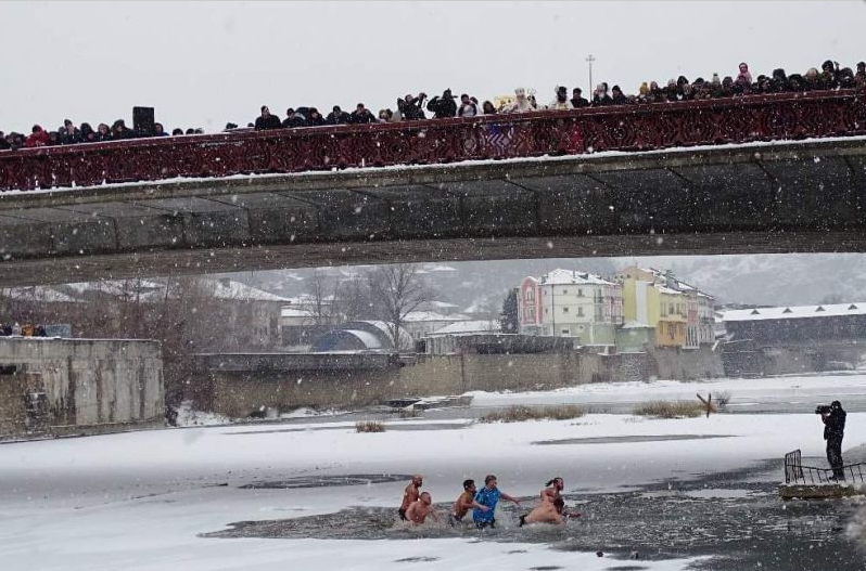 Празникът Богоявление в Ловеч