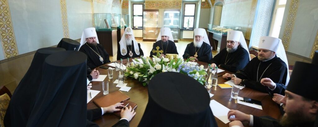 Controversy surrounds first Synod meeting of Ukrainian nationalist church