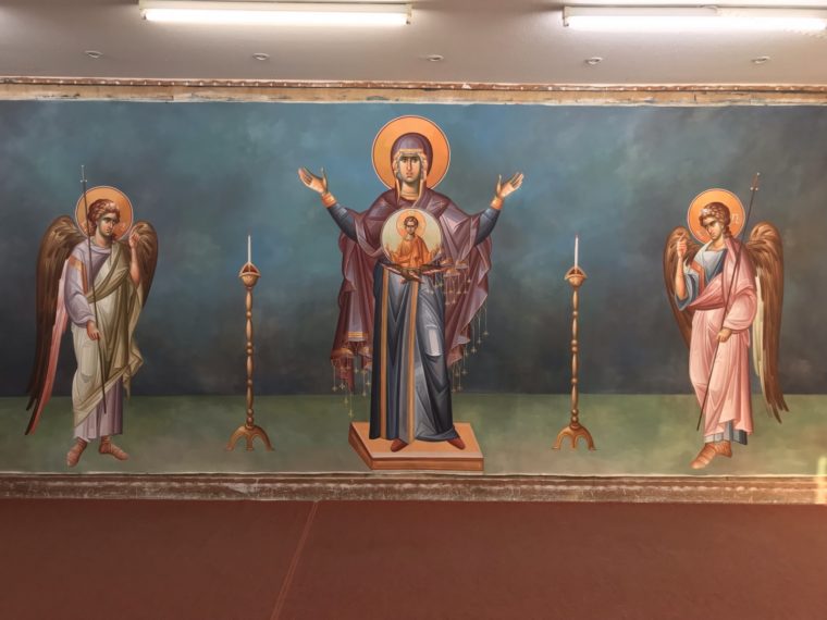 Greek hagiographers paint churches in Colorado