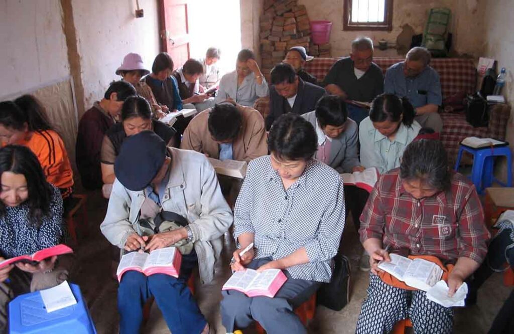 Κίνα: 1.500 δολάρια σε όποιον καταγγείλει Χριστιανό