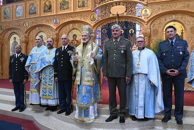 Serbian army delegation, including military chaplains, in Ohio