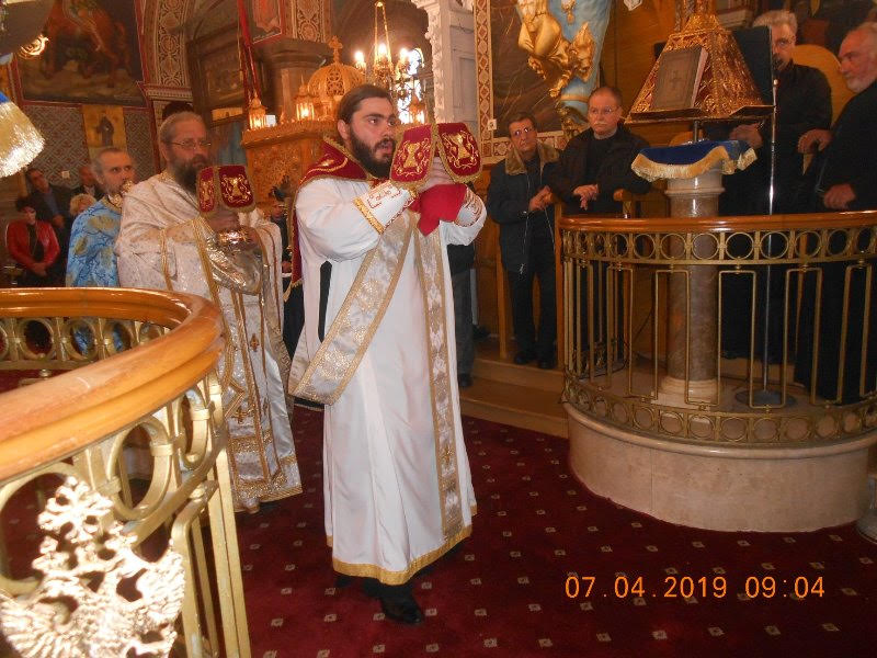 Αρχιερατική Θεία Λειτουργία και Χειροτονία Πρεσβύτερου στη Χίο