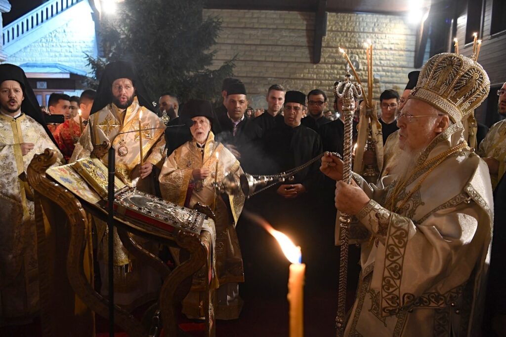 Οικ. Πατριάρχης: “Η πρωτόθρονος Εκκλησία της Ορθοδοξίας μένει εδραία και αμετακίνητος, σαν βράχος σταθερός μέσα στα πανταχόθεν κύματα”