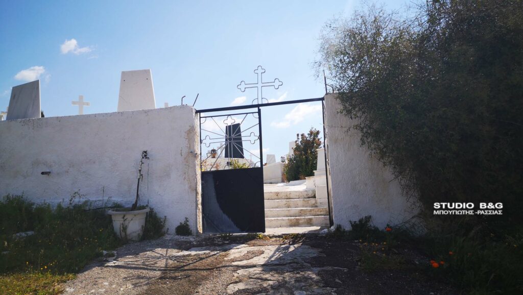 Βανδάλησαν το κοιμητήριο στα Λευκάκια Ναυπλίου