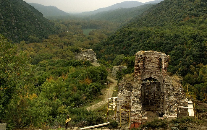 Κάστρο της Ρεντίνας: Ένας άγνωστος θησαυρός της Μακεδονίας