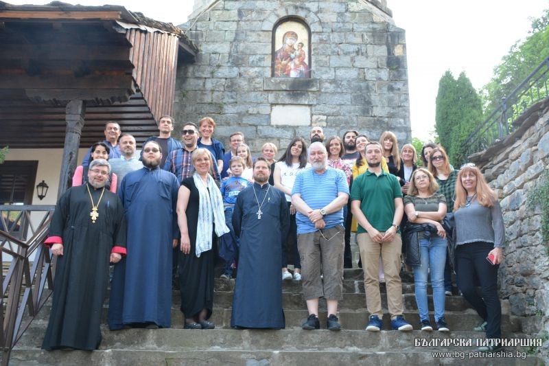 Завърши първият ден от квалификационния семинар за журналисти в Троянската св. Обител