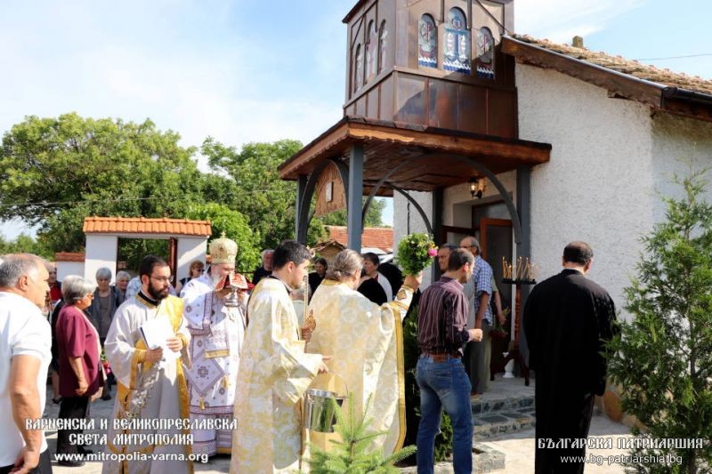 Обновяване на храм “Свети Николай” в шуменското село Върбяне