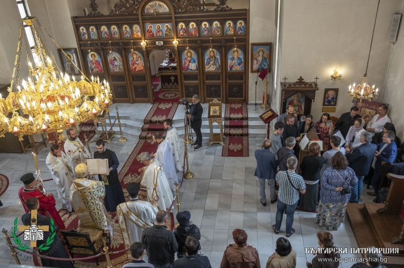 Архиерейска света Литургия бе отслужена в столичния храм „Рождество Христово“