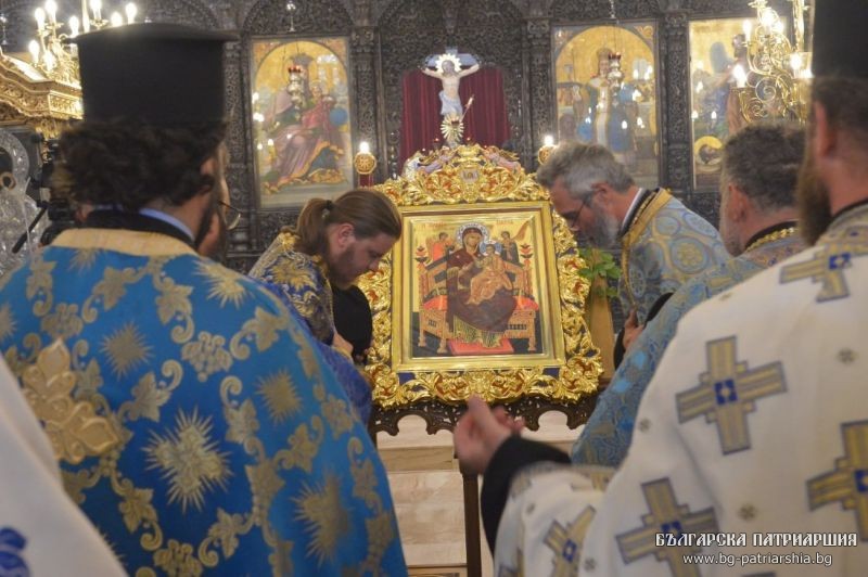 Молебни канони на Пресвета Богородица в град Пловдив