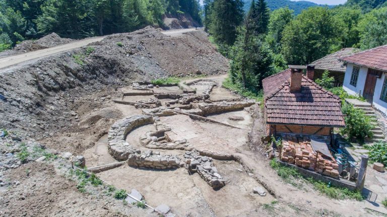 Археолози откриха църква от VI в. край Габрово