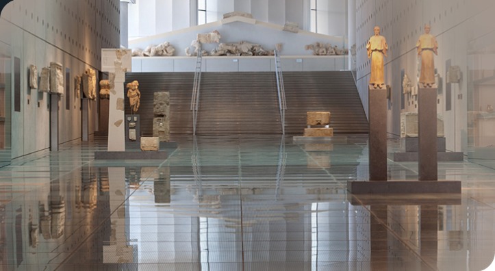 Ένας περίπατος στο Μουσείο της Ακρόπολης με τον αρχαιολόγο