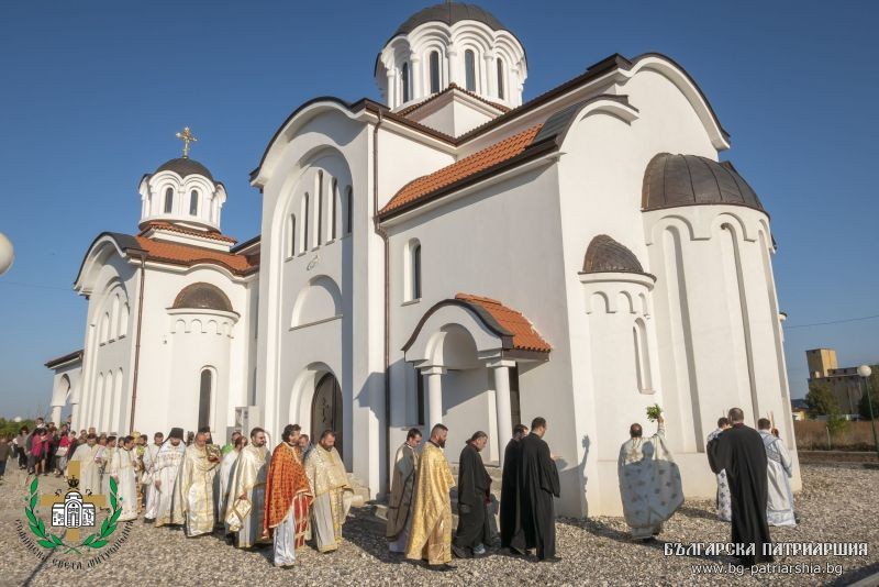 Храм константина и елены в митино фото