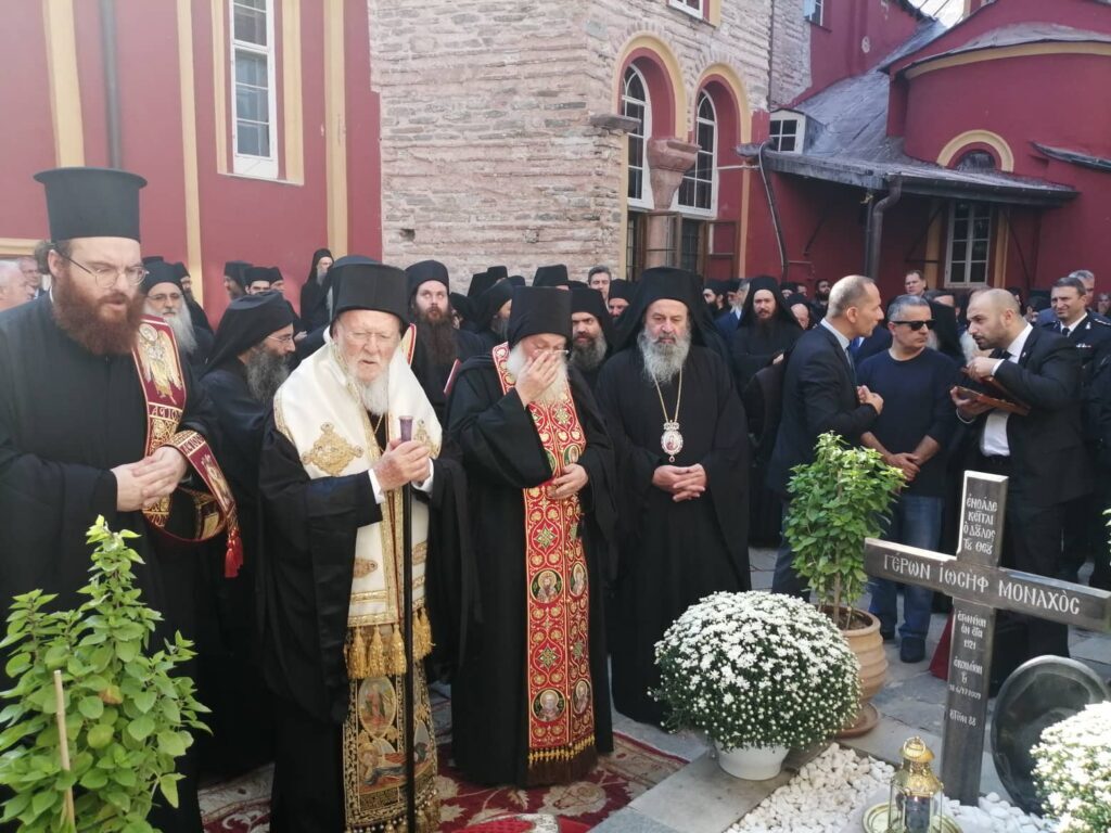 Ecumenical Patriarch officiates at Trisagion service at grave site of Athonite Elder Joseph of Vatopedi