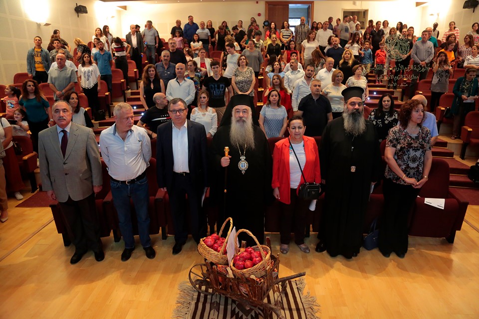 المدرسة الوطنية الأرثوذكسية تحيي إحتفال عيد الصليب المكرم