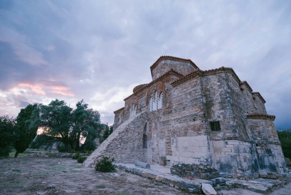 Manastiri i “Shën Kollit”/ Restaurohet kisha më e madhe bizantine në vend