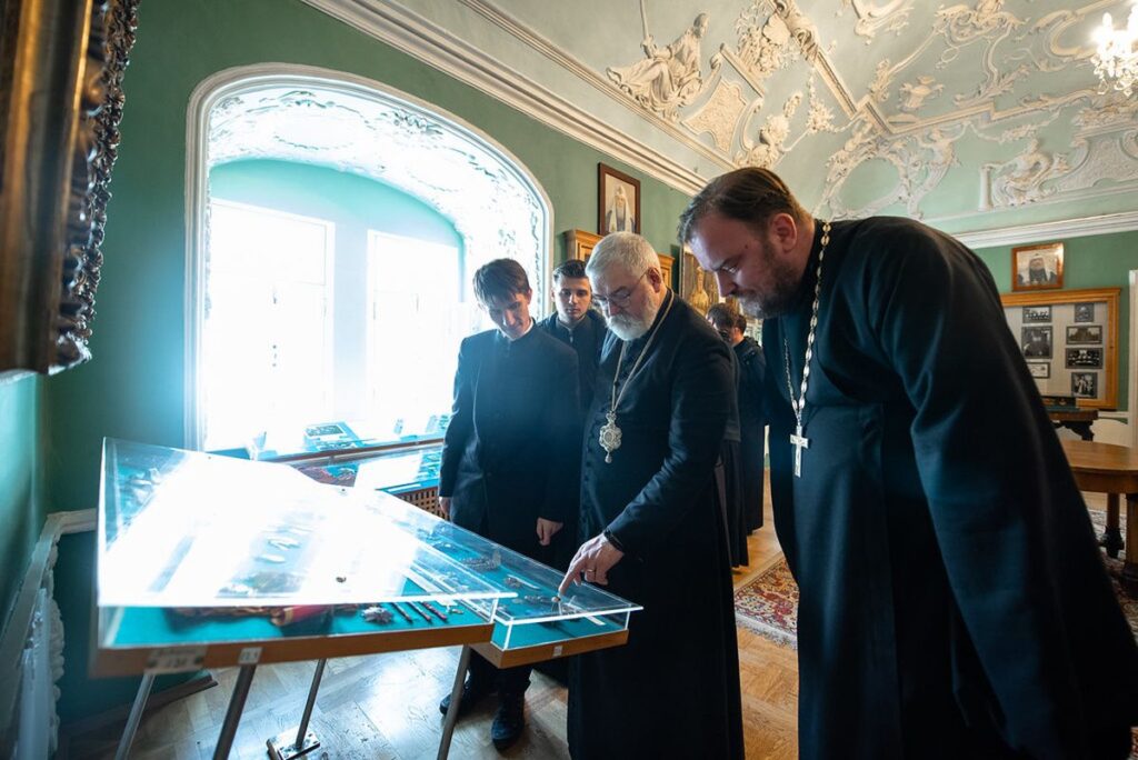 Summer Institute for representatives of Church of England completed its work in Moscow