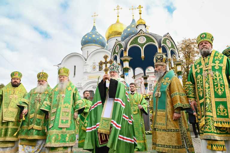 Metropolitan Vladimir prayed together with the Patriarch of the Russian Orthodox Church on the Feast of Venerable Sergius of Radonezh