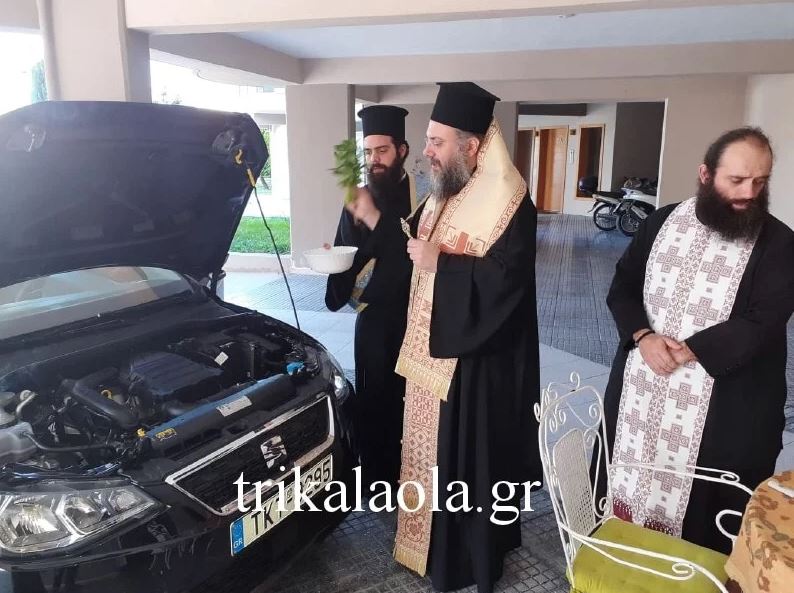 Metropolitan from Trikala blesses local Priest’s new car