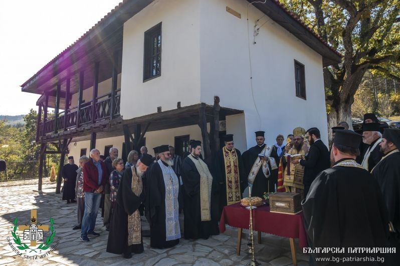 Тържествено освещаване на Пенкьовския манастир “Св. Петка”, община Трън