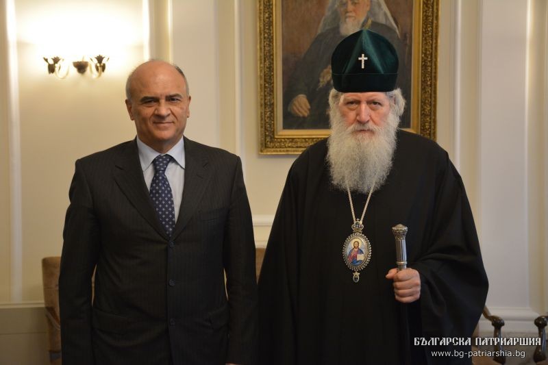 Bulgarian Patriarch Neophyte met with the new ambassador of Greece