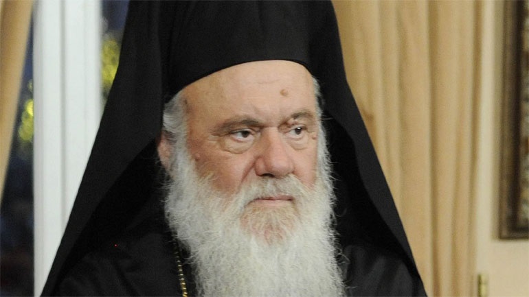 Archbishop Ieronymos praises ex-Kalavryta Metropolitan’s resignation, at reception for successor