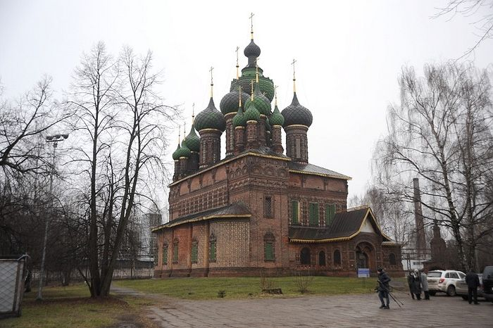 Ανακαινίζεται ο μοναδικός ναός με 15 τρούλους στη Ρωσία!