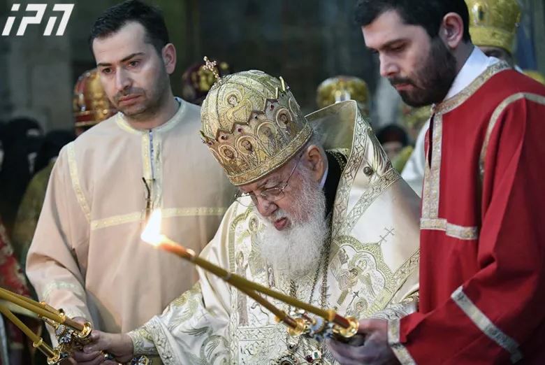 ილია მეორე – სიმშვიდე გვაკლია, რადგან არეული ვართ თანამედროვე ცხოვრებაში, ძალიან დიდი იმედი გვაქვს მეცნიერების, კულტურის, მიღწევების – გვახსოვდეს, რომ ყველაფერი ღვთის ხელშია