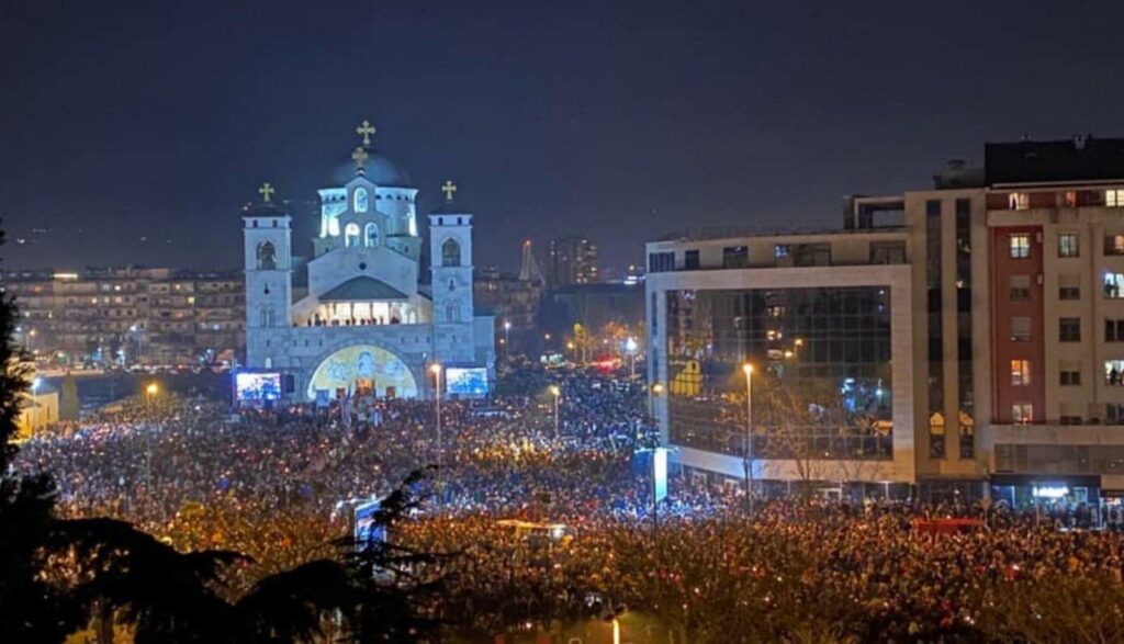 Συνεχίζονται οι διαδηλώσεις στο Μαυροβούνιο