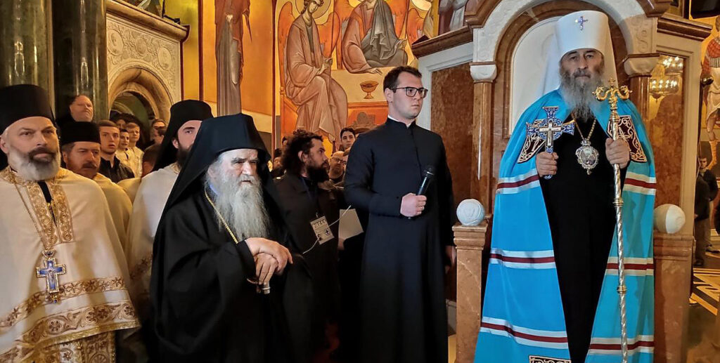 Ukrainian Metropolitan Onuphrius headed a cross procession in Podgorica