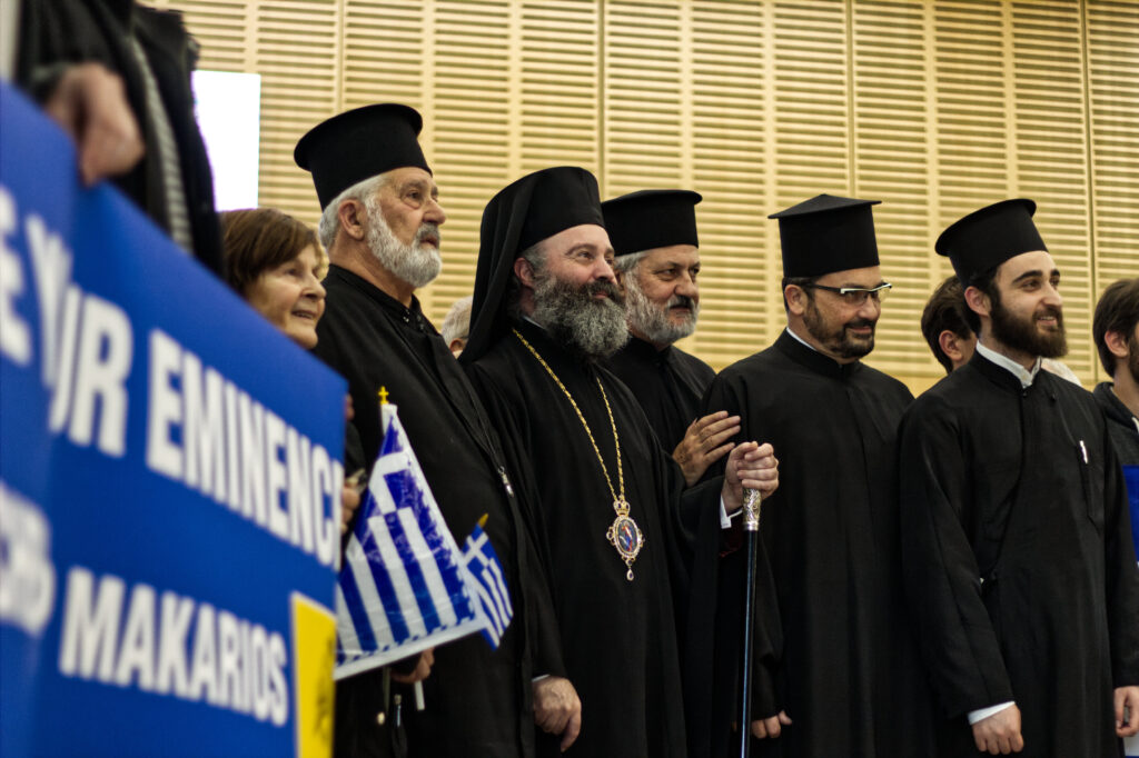 ΤΑΣΜΑΝΙΑ: Με Ελληνικές σημαίες υποδέχτηκαν τον Αρχιεπίσκοπο