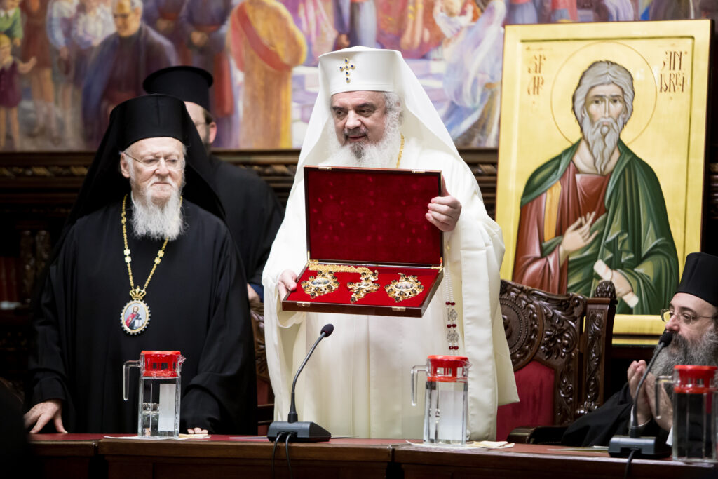 Patriarch Daniel congratulates Ecumenical Patriarch Bartholomew on his 80th Birthday