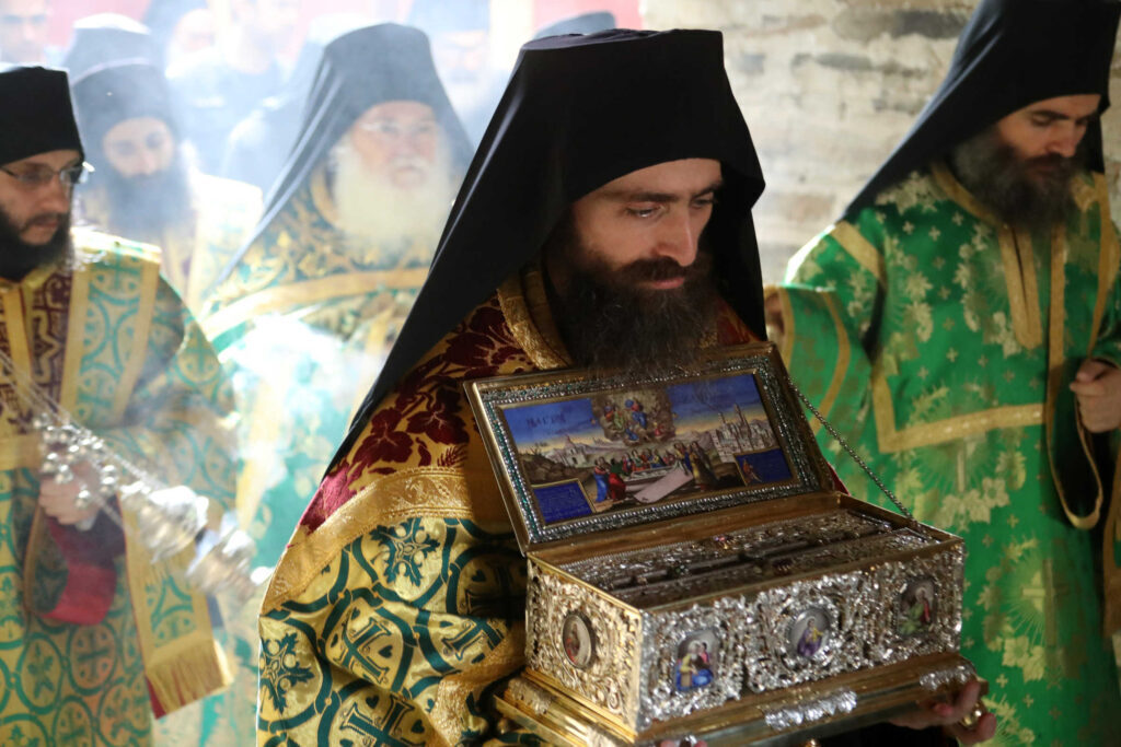 Litanies, vigils held by Athonite Community for delivery from pandemic; Sunday of the Holy Cross at Vatopedi Monastery