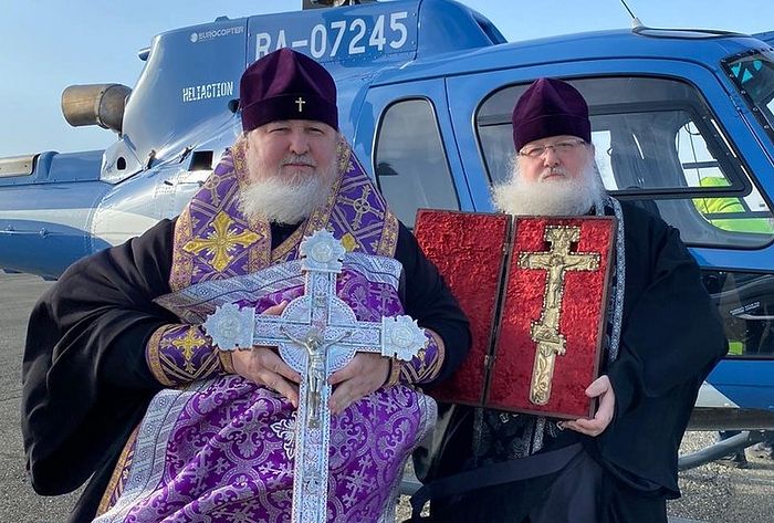 One more Russian Orthodox Metropolitan carries out air procession with cross against coronavirus