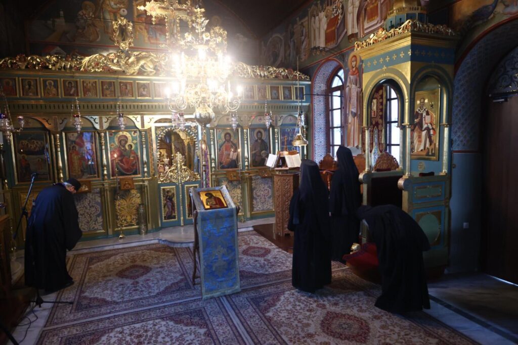 Easter services live-streamed this week from St. Nicholas in Porto Lagos, a glebe of the Holy & Great Monastery of Vatopedi – (VIDEO)