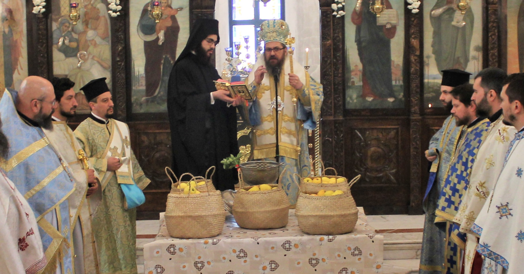 Архиерейска литургия и свещеническо ръкоположение на Акатистова събота