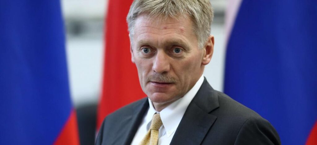 Peskov not commenting on reports on use of Putin’s image in decoration of main church of Russian Armed Forces