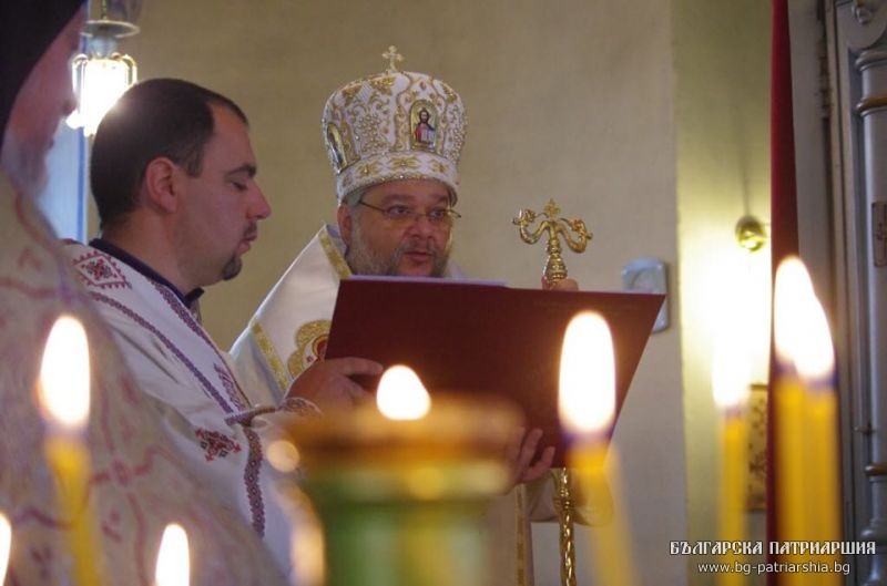 На Томина неделя – литургия в храма на Девическия манастир “Въведение Богородично” в гр. Казанлък