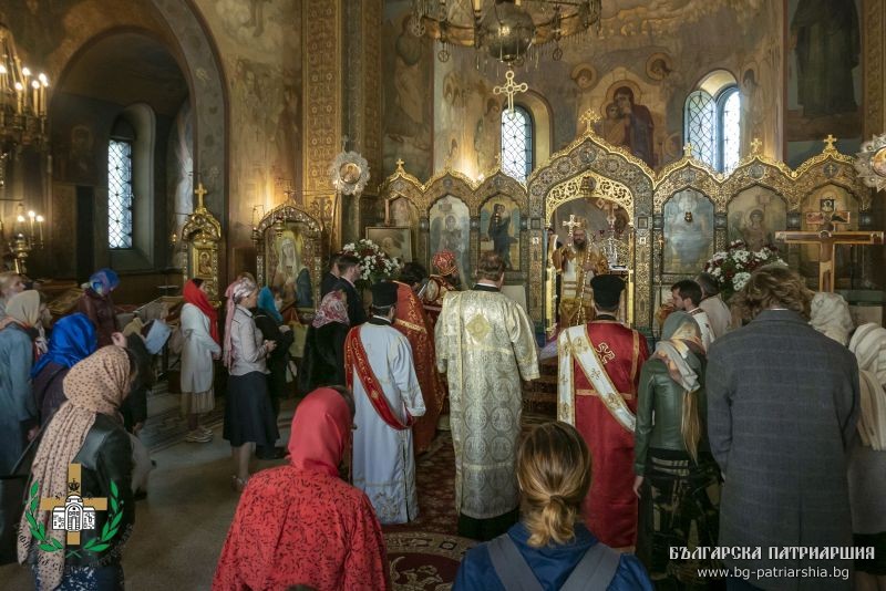 Дяконско ръкоположение на Светла събота в руския храм „Св. Николай“, гр. София