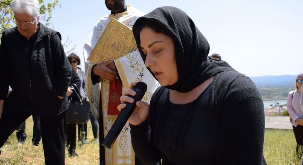 Το συγκλονιστικό μοιρολόι της Παναγίας στις Αμουργέλλες Ηρακλείου (ΒΙΝΤΕΟ)