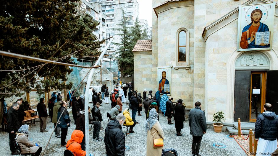 „დოიჩე ველე“ – კორონავირუსი საქართველოში: როგორ მოახერხა ქვეყანამ „კოვიდ-19“-ის ეპიდაფეთქების თავიდან აცილება აღდგომის შემდეგ