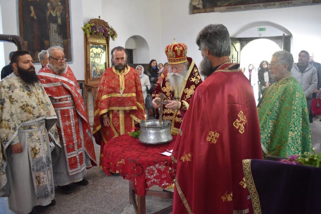 ПРАЗНИК В НОВОСЕЛСКИЯ МАНАСТИР „СВ. ТРОИЦА“