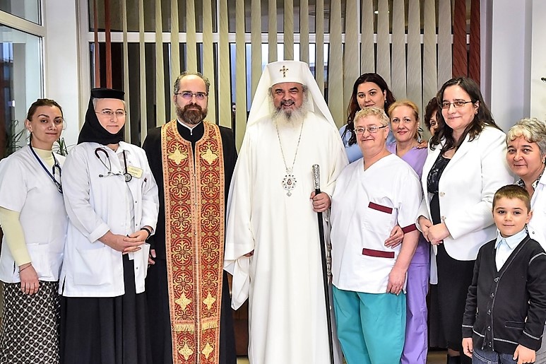 Patriarch Daniel tells nurses they are ‘hands of God’s merciful love’