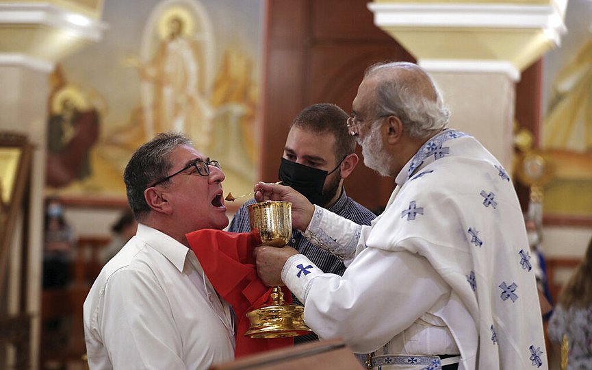 Churches reopen in Lebanon