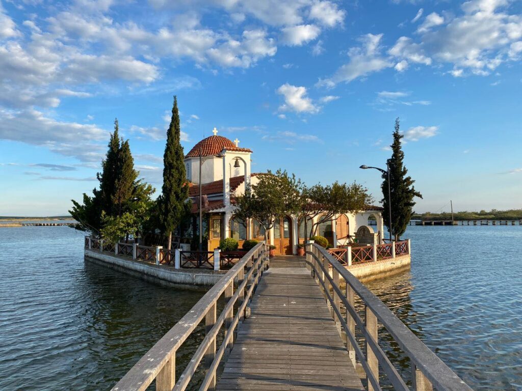 Live-streaming of holy services from Vatopodi glebe of Porto Lagos continuing on pages of Orthodoxia news agency