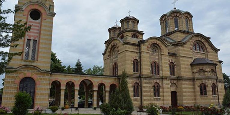 Bishop Jovan of Sumadia celebrates in Lapovo