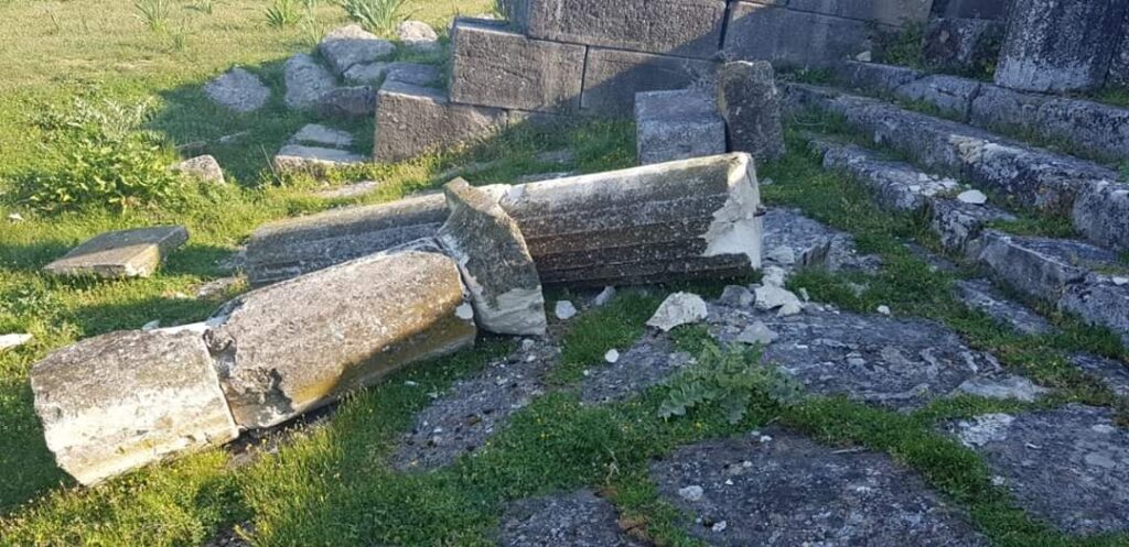 Βανδάλισαν αρχαιοελληνικό μνημείο στην Αλβανία