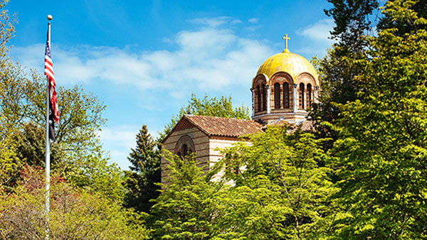 Rev. Dr. George Parssenios to Teach at Holy Cross this Fall