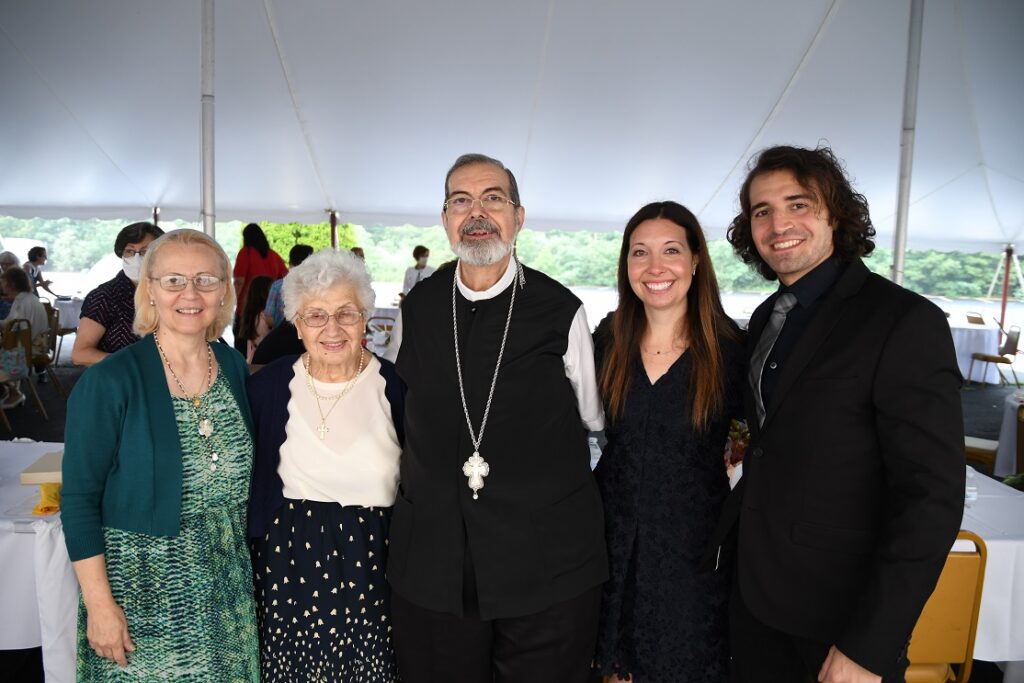 Father Panagiotis Giannakopoulos to Retire After 29 Years of Service to St. George Greek Orthodox Church of Cape Cod