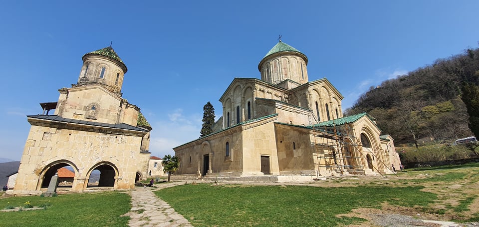 გელათის დროებითი გადახურვის პროექტი სამონასტრო კომპლექსის წინაშე არსებულ გამოწვევებს სრულად პასუხობს და მაქსიმალურად უზრუნველყოფს ტაძარში წყლის ჩადინების არიდებას