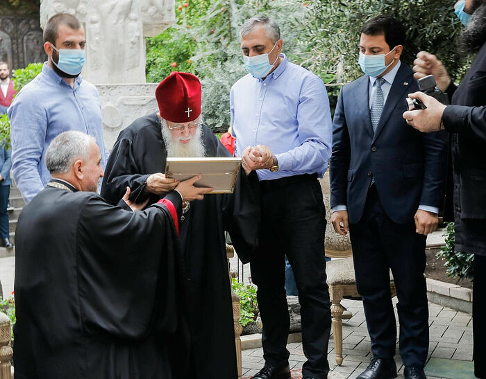 Patriarch Ilia of Georgia receives honorary doctorate from Tbilisi Theological Academy